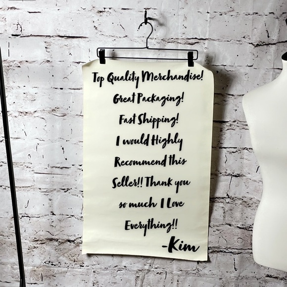 Bookmark My Closet 🖤 - Picture 6 of 10